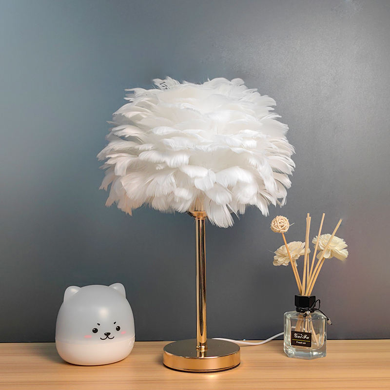 Feather Table Lamp